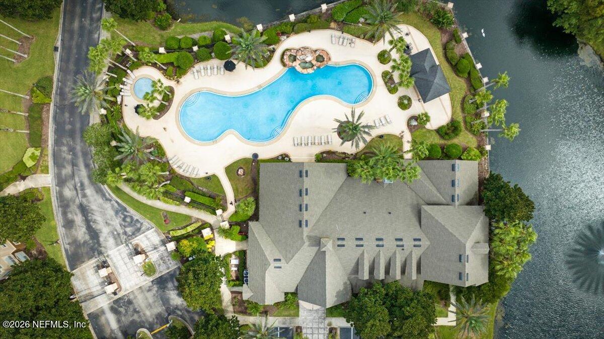 10961 Burnt Mill Road, Unit 1017 Jacksonville, FL 32256 - Photo 20 of 26 view of painting