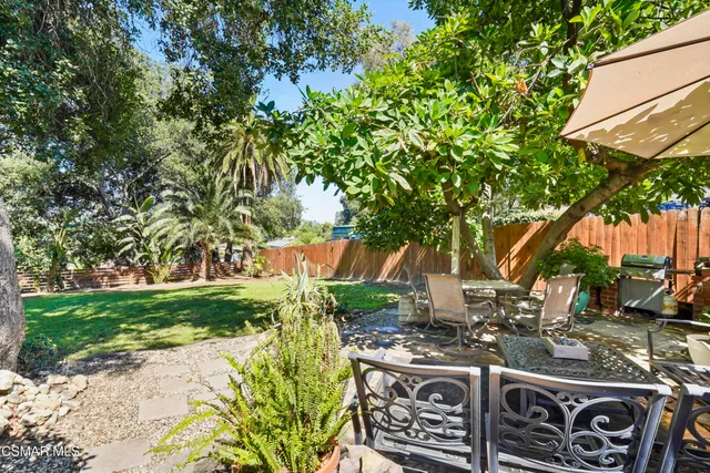 a view of an outdoor space