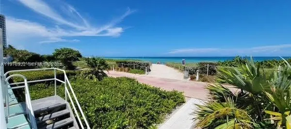 $3,200 | 6917 Collins Avenue, Unit 622, Miami Beach, FL 33141