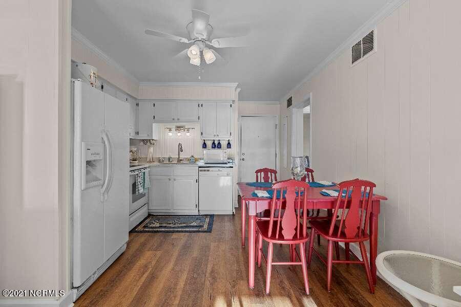 2008 East Fort Macon Road, Unit C8 Atlantic Beach, NC 28512 - Photo 36 of 47 20-print-_S3A2842_resized