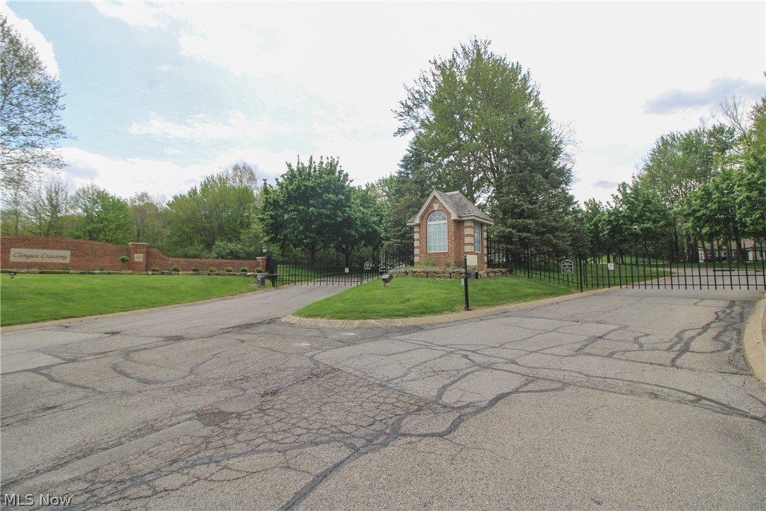 5645 Clingan Road, Unit 7B Struthers, OH 44471 - Photo 33 of 37