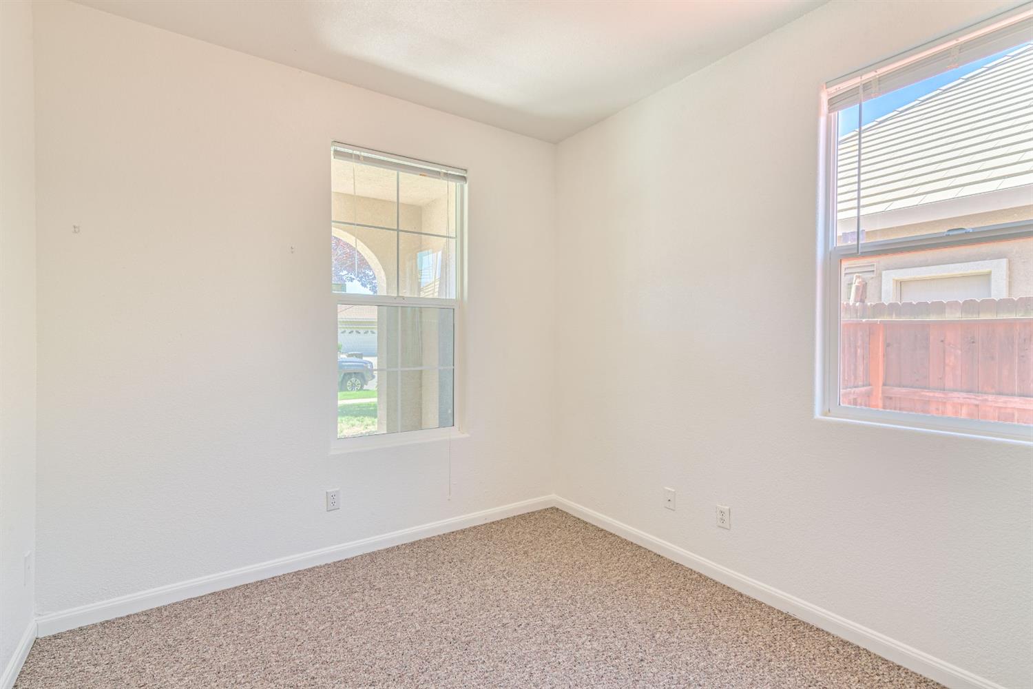587 Beckman Way Merced, CA 95348 - Photo 9 of 21 Gallery Image 9