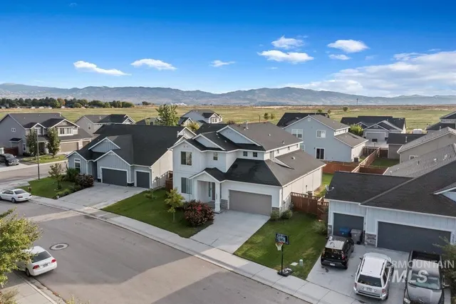 $585,000 | 5900 South Sturgeon Way, Boise, ID 83709