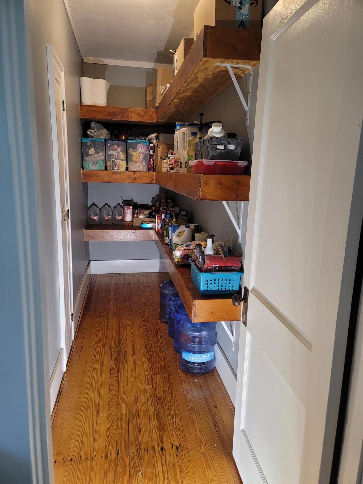 434 Horseshoe Road Cynthiana, KY 41031 - Photo 13 of 40 Kitchen Pantry 01