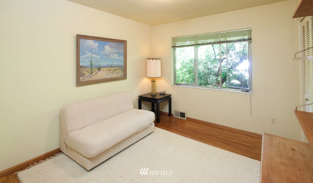 5441 Northeast Windermere Road Seattle, WA 98105 - Photo 13 of 25 Gallery Image 13