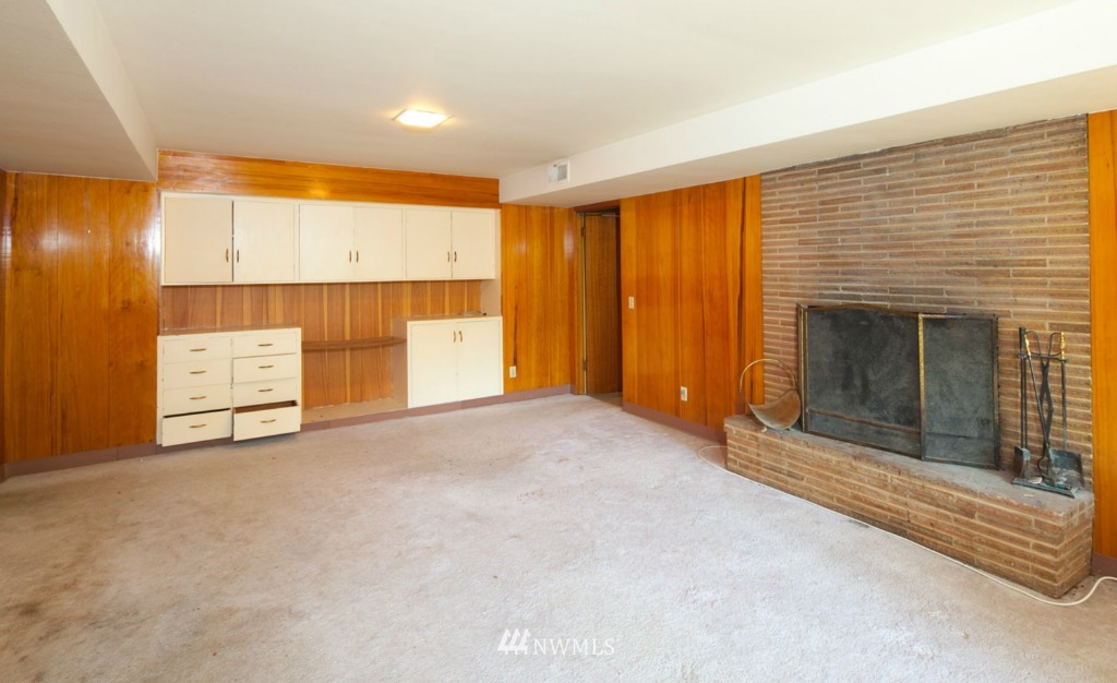 5441 Northeast Windermere Road Seattle, WA 98105 - Photo 18 of 25 Gallery Image 18
