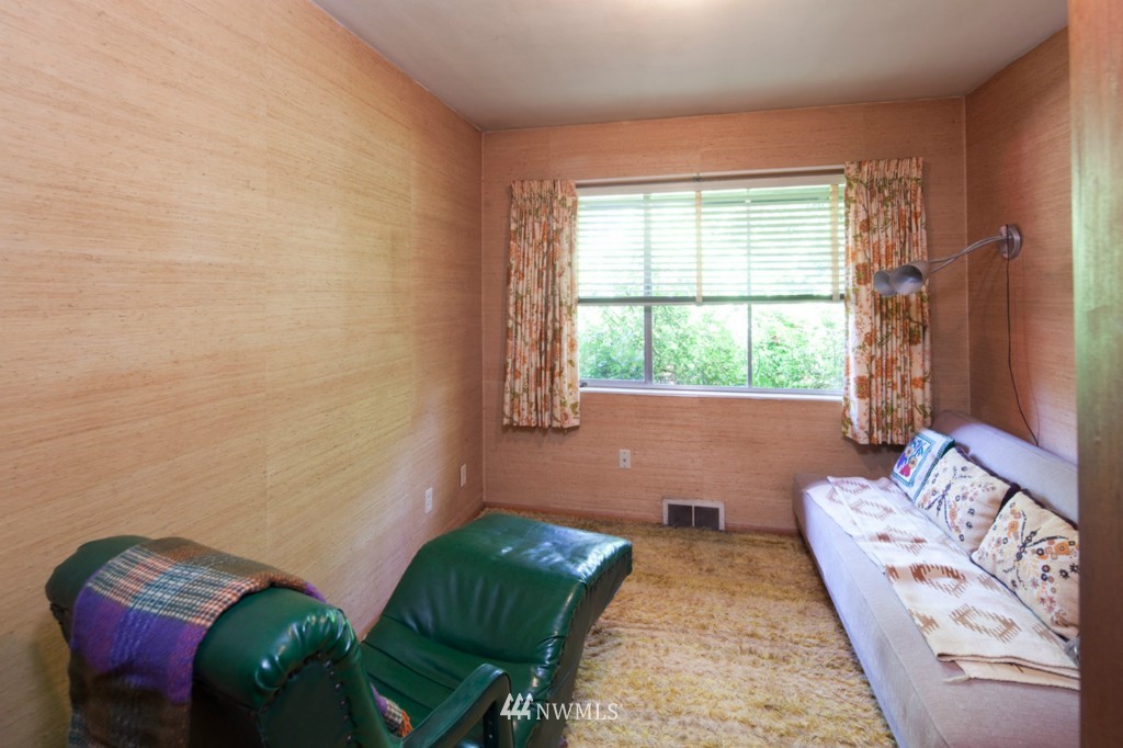 5441 Northeast Windermere Road Seattle, WA 98105 - Photo 20 of 25 Gallery Image 20