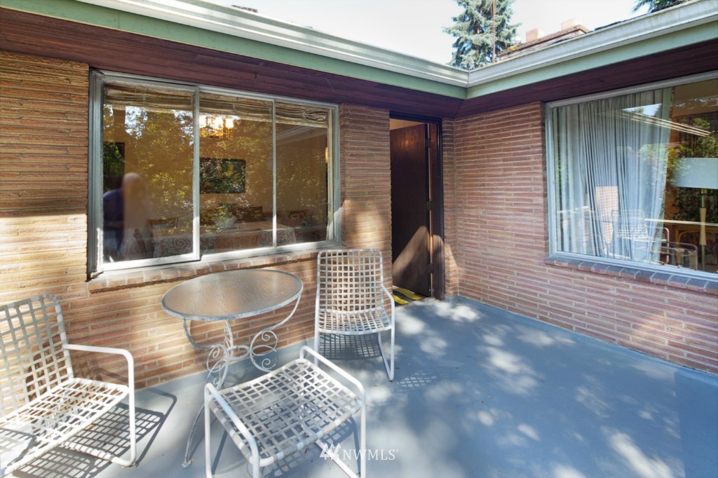 5441 Northeast Windermere Road Seattle, WA 98105 - Photo 21 of 25 Gallery Image 21