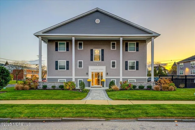 $490,000 | 201 2nd Avenue, Unit 4B, Belmar, NJ 07719