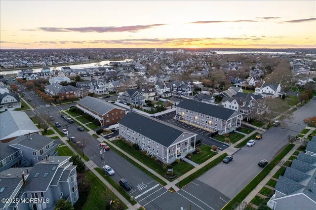 $500,000 | 201 2nd Avenue, Unit 4B, Belmar, NJ 07719