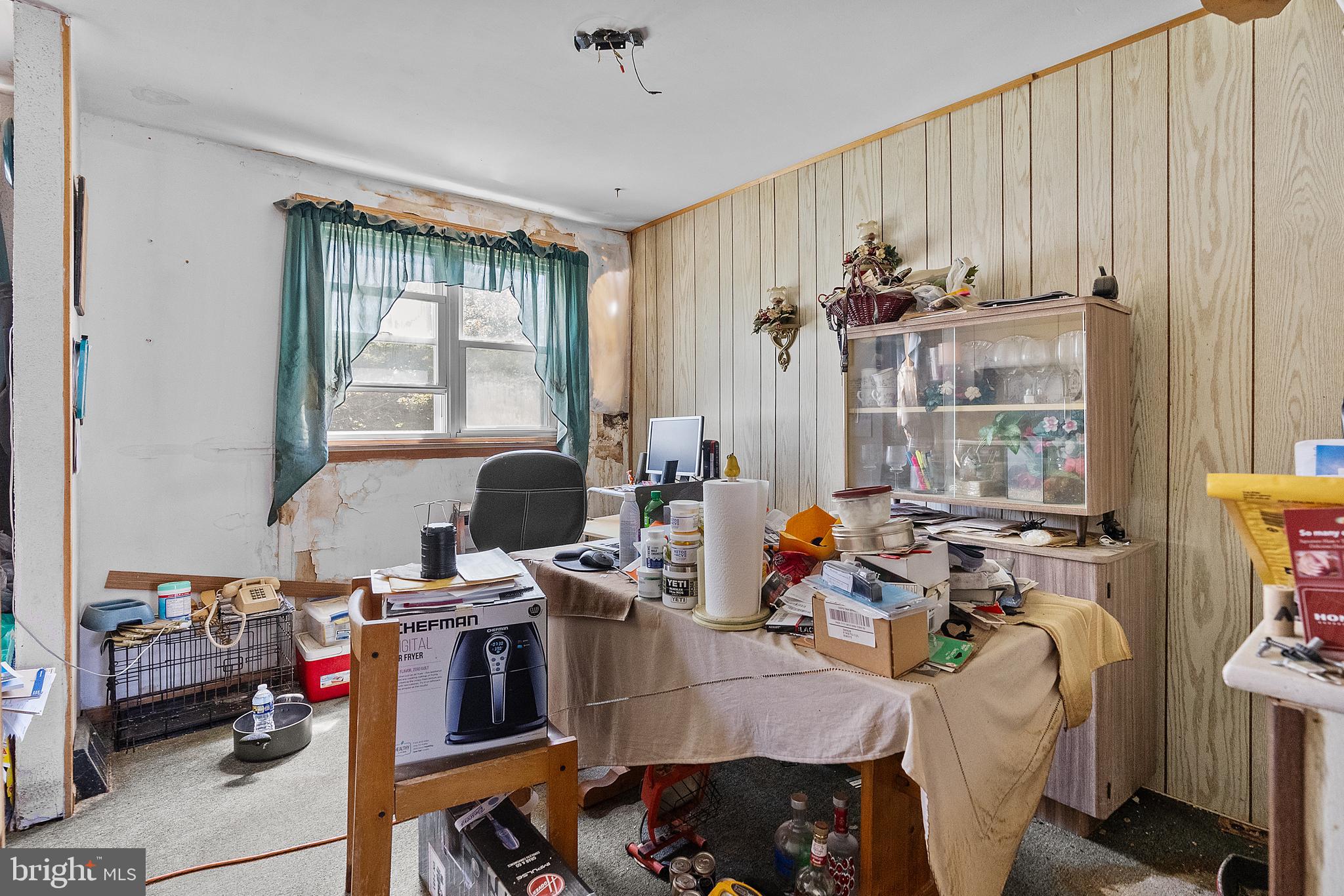 12153 Aster Road Philadelphia, PA 19154 - Photo 8 of 25