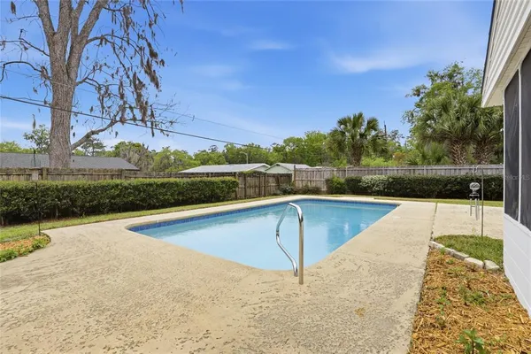 $395,000 | 3311 Northwest 27th Avenue, Gainesville, FL 32605