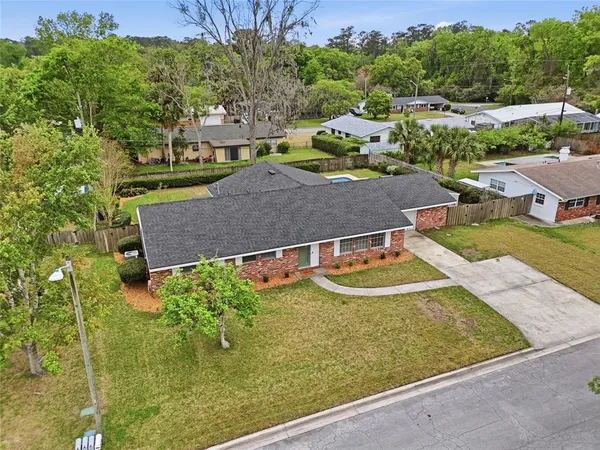 $395,000 | 3311 Northwest 27th Avenue, Gainesville, FL 32605