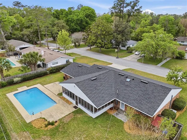 $395,000 | 3311 Northwest 27th Avenue, Gainesville, FL 32605