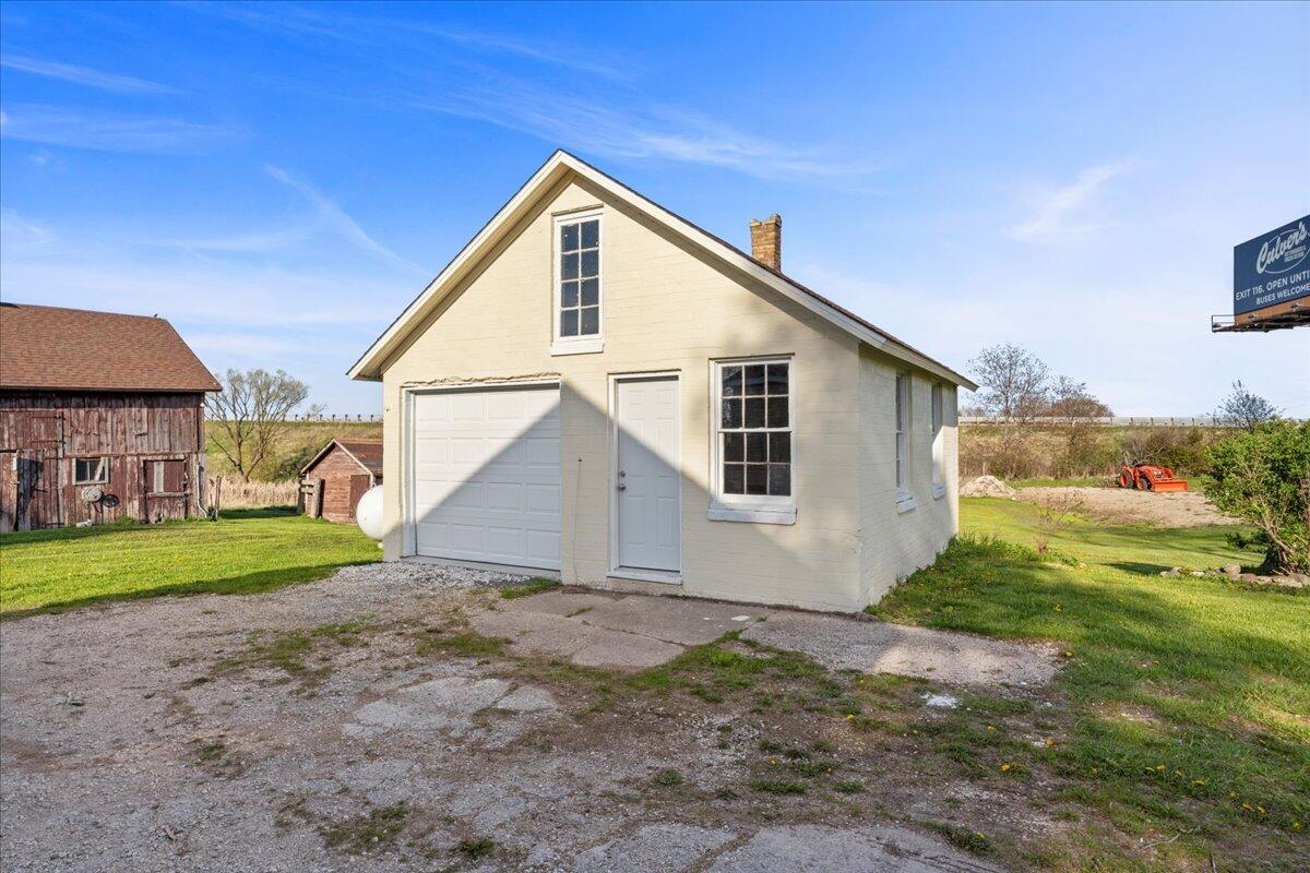 9027 Frontage Road Wilson, WI 53070 - Photo 38 of 49 50-DSC08037