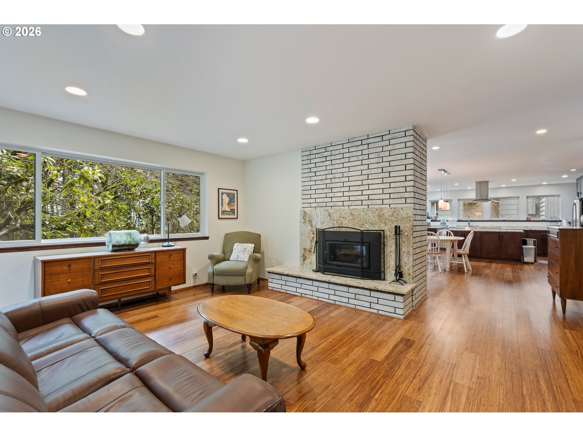 6415 Southwest Terwilliger Boulevard Portland, OR 97239 - Photo 24 of 48