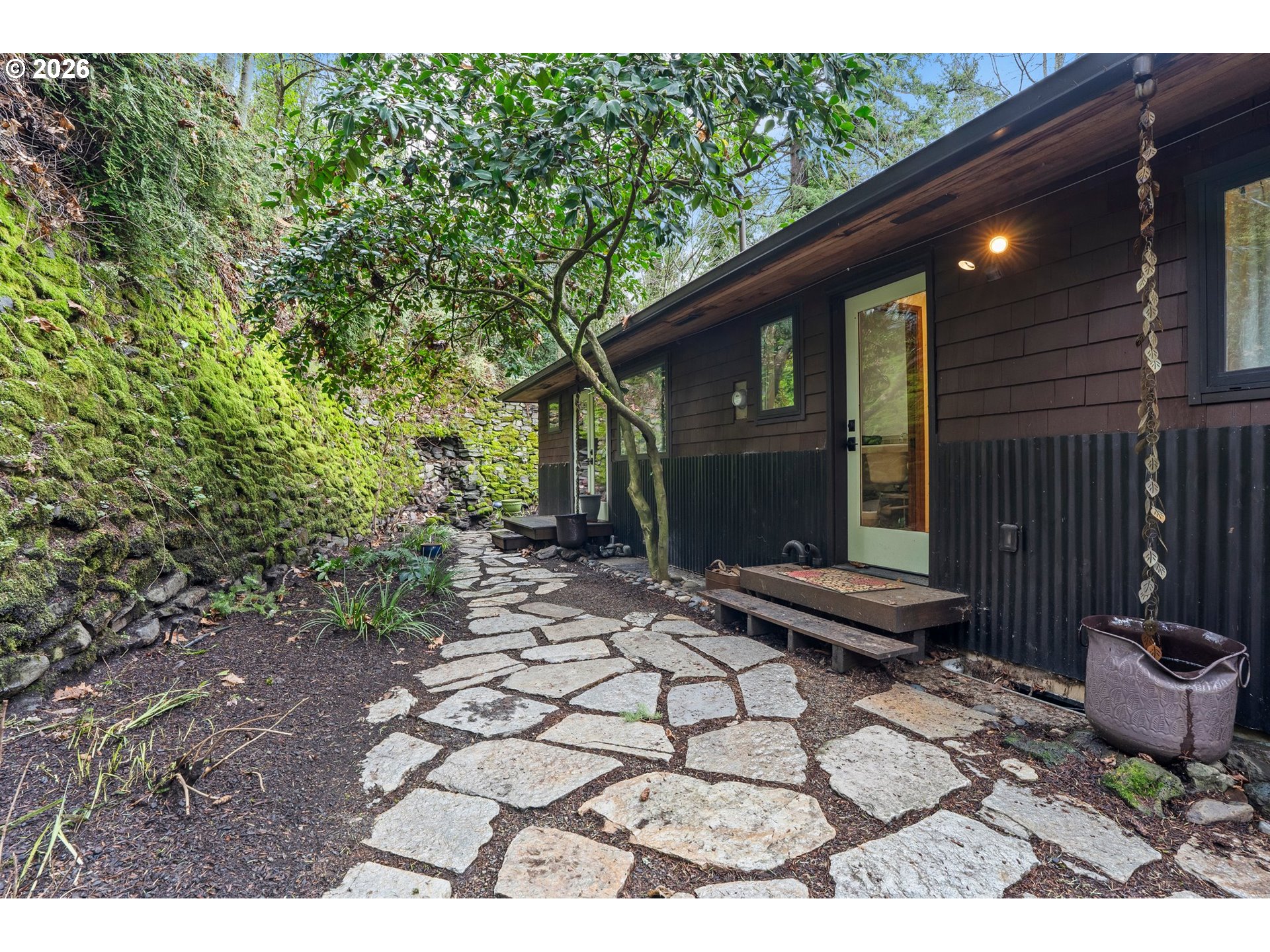 6415 Southwest Terwilliger Boulevard Portland, OR 97239 - Photo 36 of 48