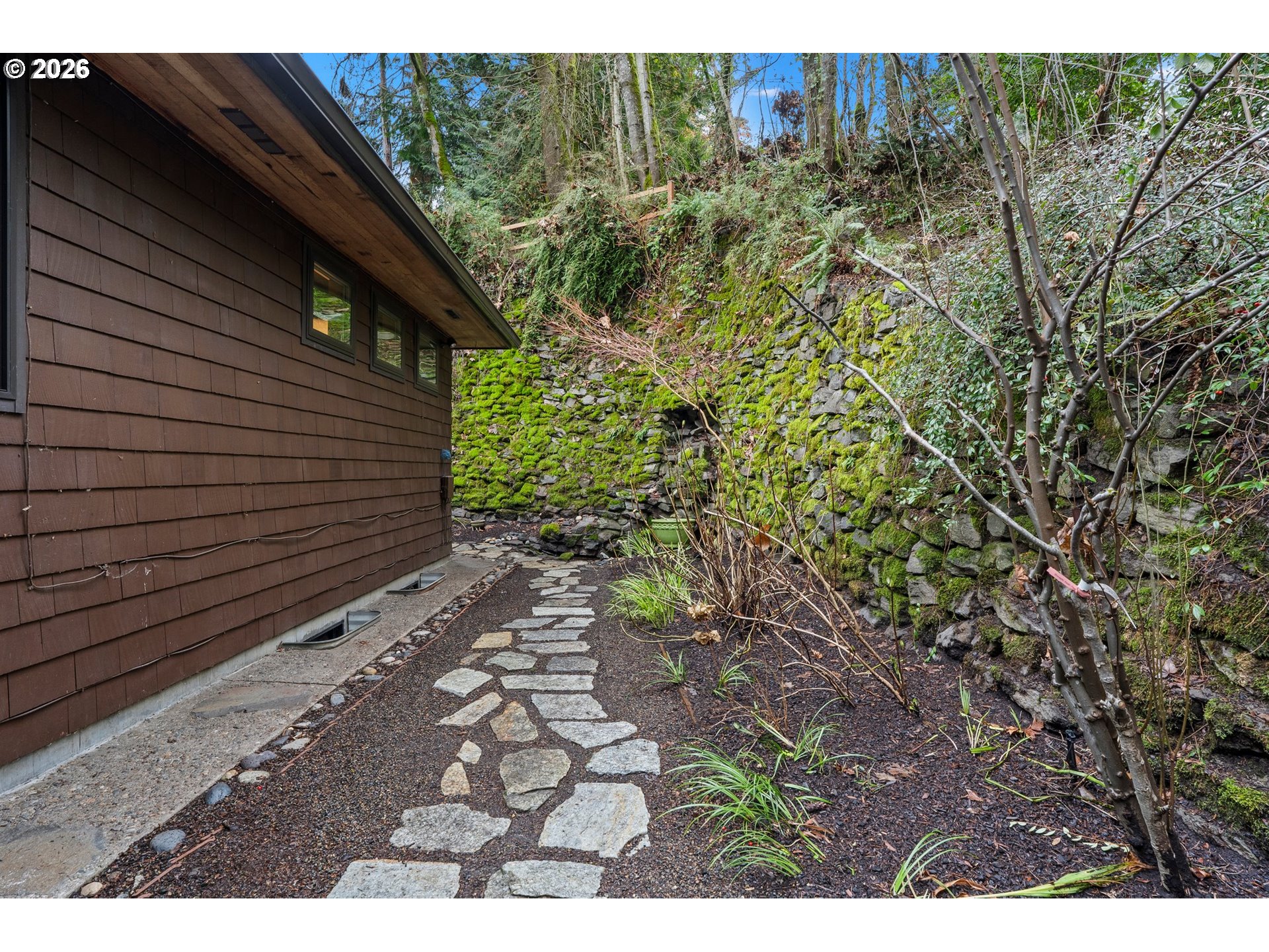 6415 Southwest Terwilliger Boulevard Portland, OR 97239 - Photo 39 of 48