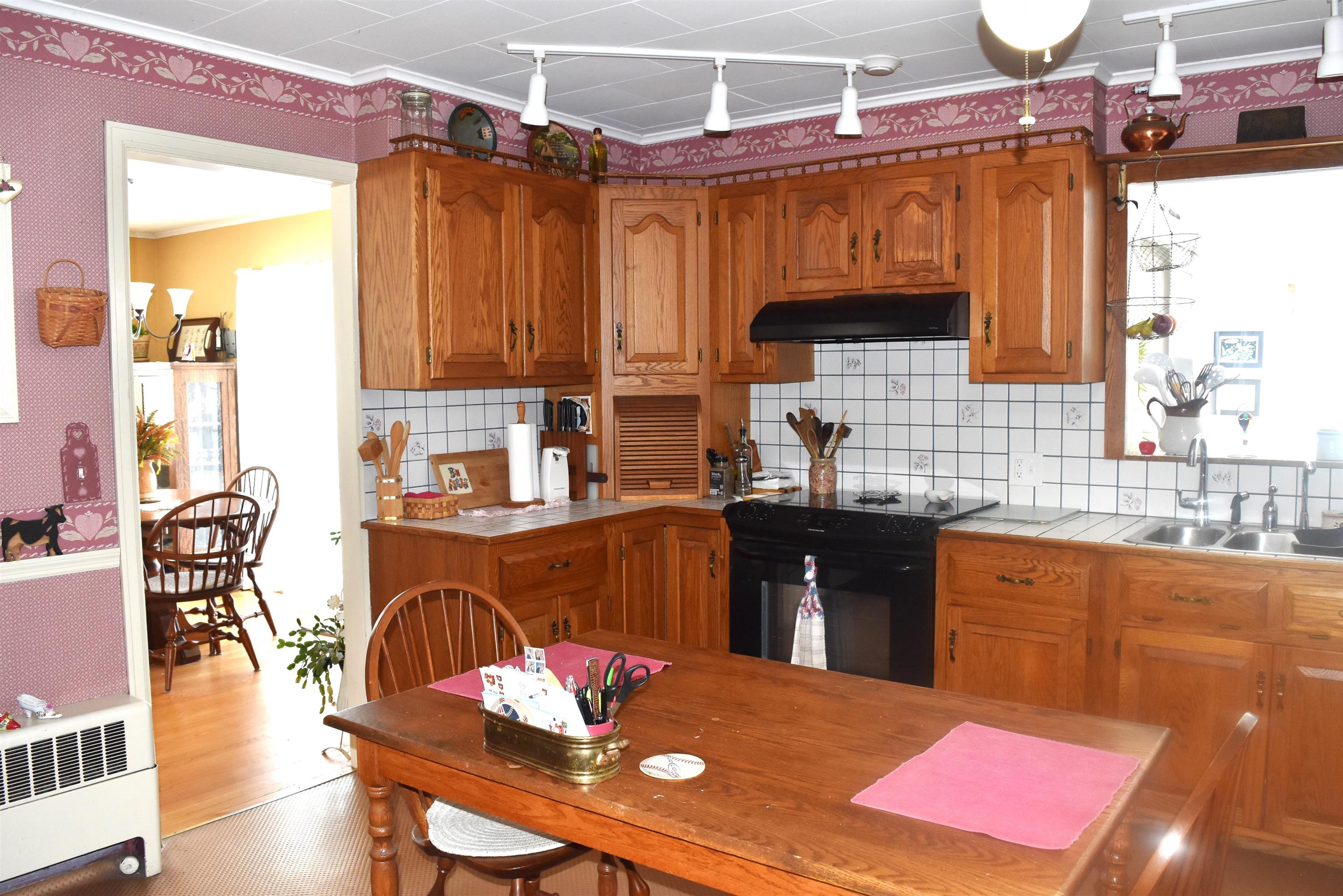 216 Church Street Rutland, VT 05701 - Photo 3 of 38