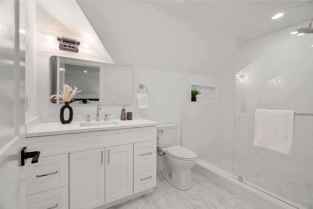 26 Adelaide Street, Unit 3 Boston, MA 02130 - Photo 11 of 21