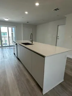 $460,000 | 2561 Northeast 193rd Street, Unit 1208, Miami, FL 33180