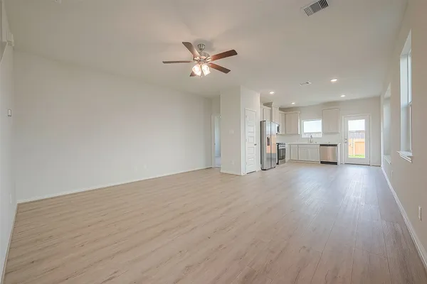 $2,500 | 27966 Western Crk Court, Katy, TX 77494