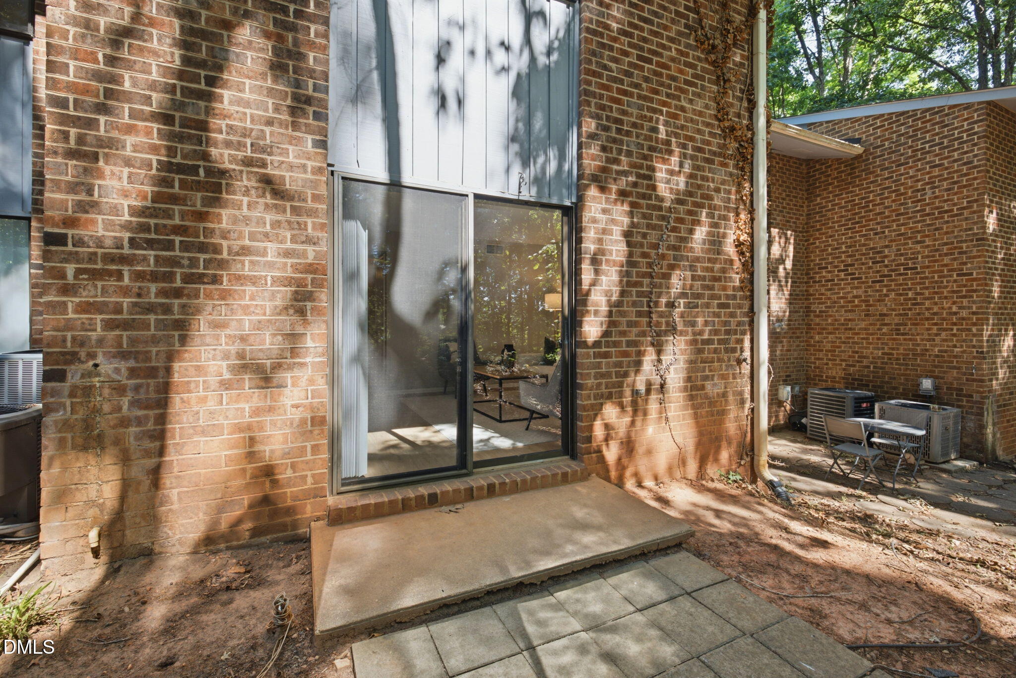 1133 Schaub Drive Raleigh, NC 27606 - Photo 31 of 34