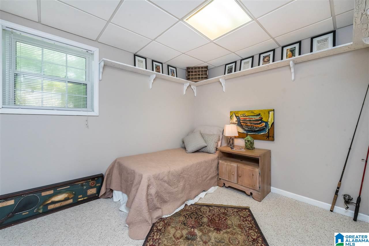 2412 Meadow Ridge Road Birmingham, AL 35242 - Photo 20 of 32