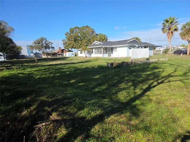 $3,500 | 17026 Highway 54, Lutz, FL 33558