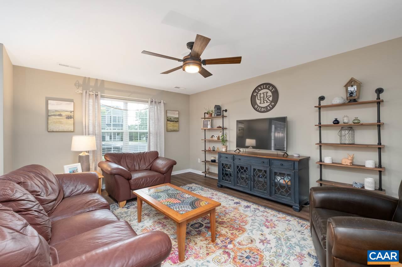 333 Overview Street Waynesboro, VA 22980 - Photo 5 of 29 Gallery Image 5