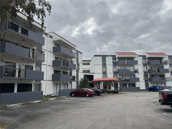 a car parked in front of a building