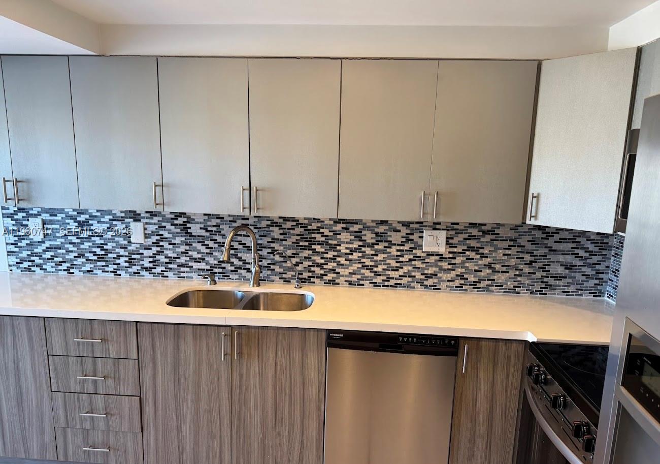 5800 Southwest 127th Avenue, Unit 2408 Miami, FL 33183 - Photo 3 of 13