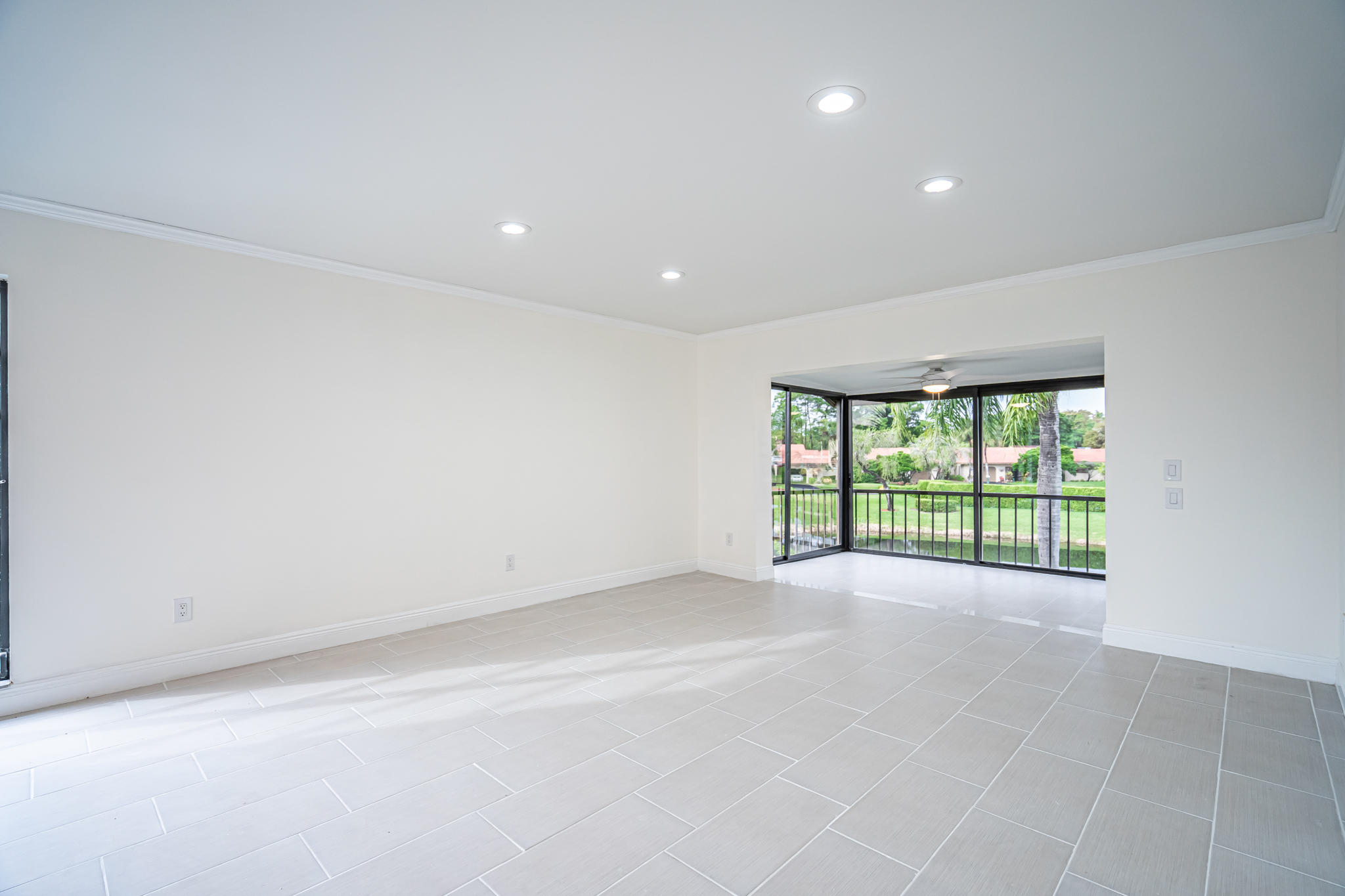 8510 Casa Del Lago, Unit B Boca Raton, FL 33433 - Photo 25 of 31 DSC02690