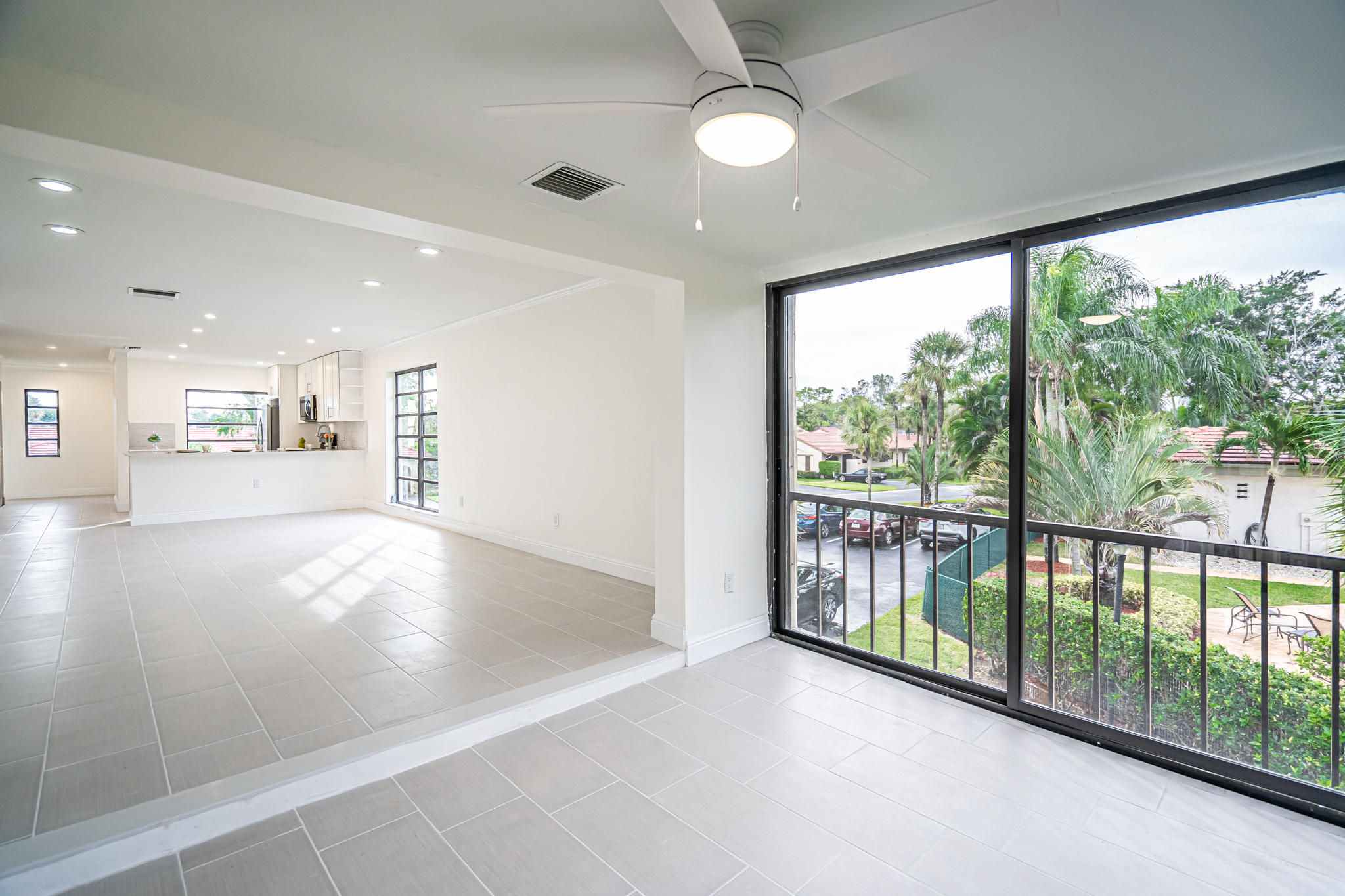 8510 Casa Del Lago, Unit B Boca Raton, FL 33433 - Photo 26 of 31 DSC02768