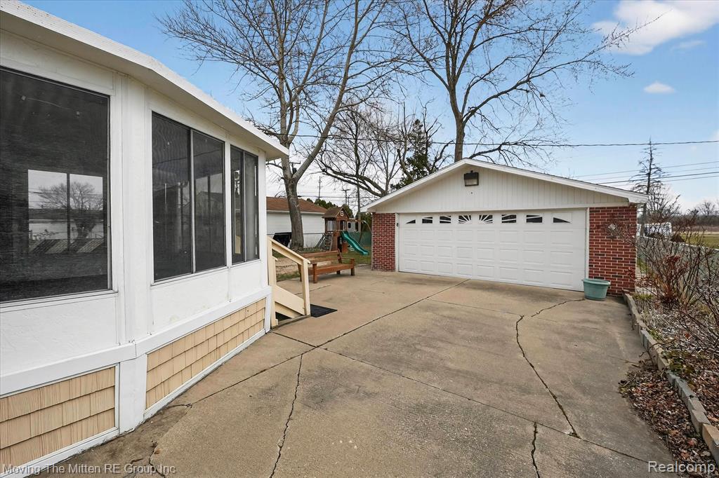 17049 Reno Street Riverview, MI 48193 - Photo 44 of 71