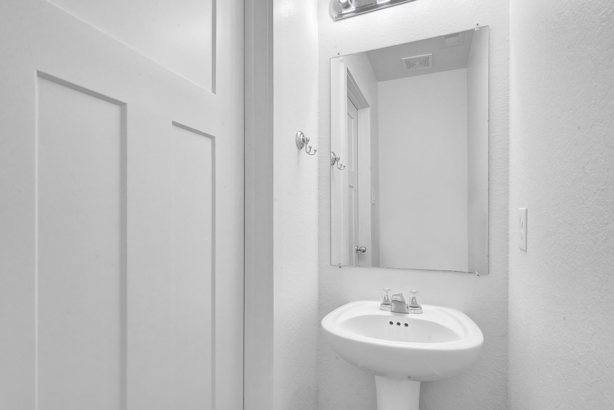 21155 Gosling Road, Unit 24B Spring, TX 77388 - Photo 11 of 23 a bathroom with a sink and a mirror