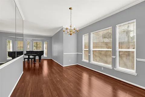 $378,000 | 12902 Chalfield Circle, Houston, TX 77044