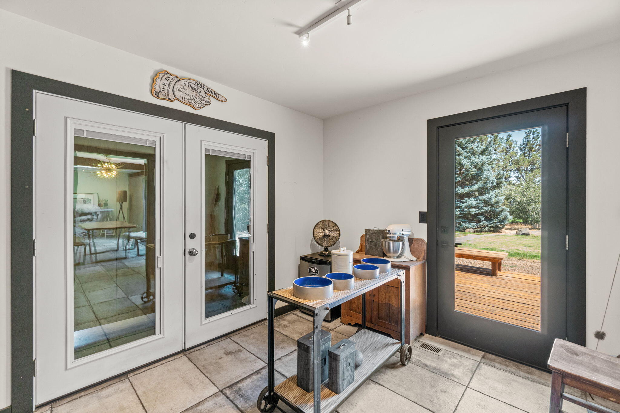 19460 Rudi Road Bend, OR 97703 - Photo 19 of 44 Pantry/mud room