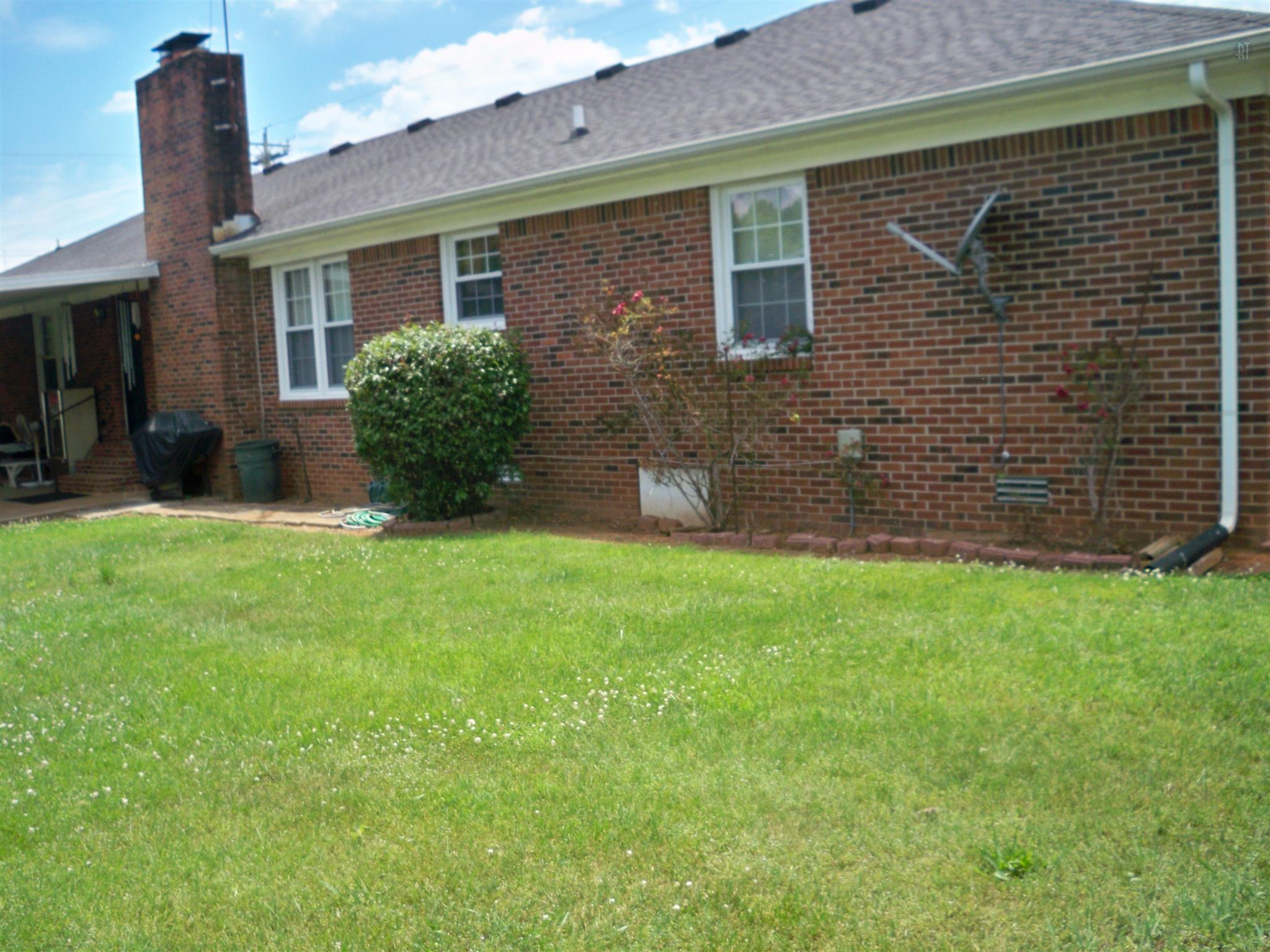 561 Rucker Lane Murfreesboro, TN 37128 - Photo 3 of 11 Back side of home