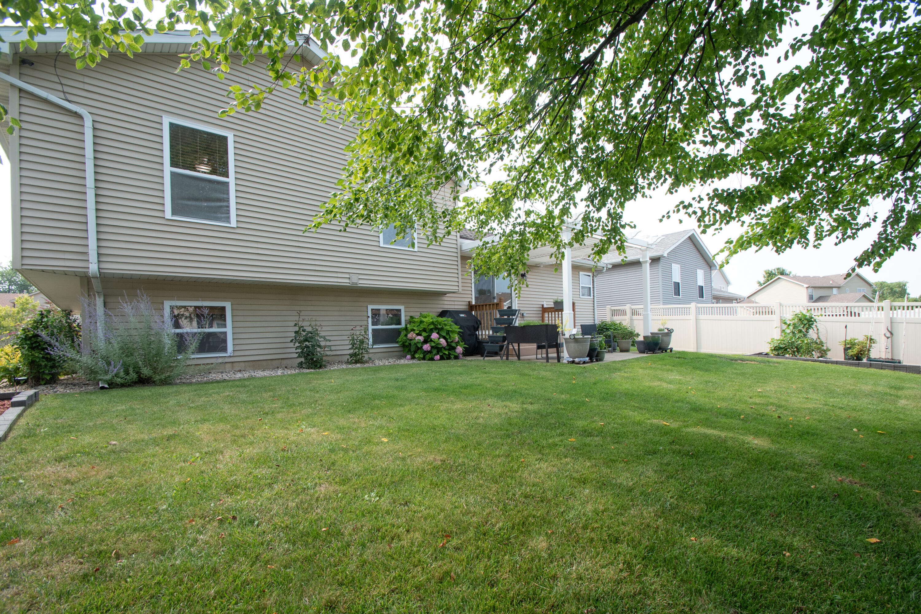 12447 Rush Street Crown Point, IN 46307 - Photo 7 of 30 3000x2000