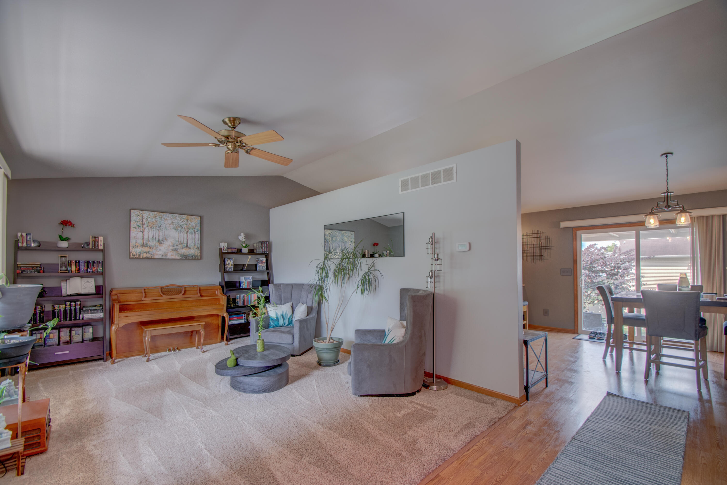 12447 Rush Street Crown Point, IN 46307 - Photo 9 of 30 3000x2002