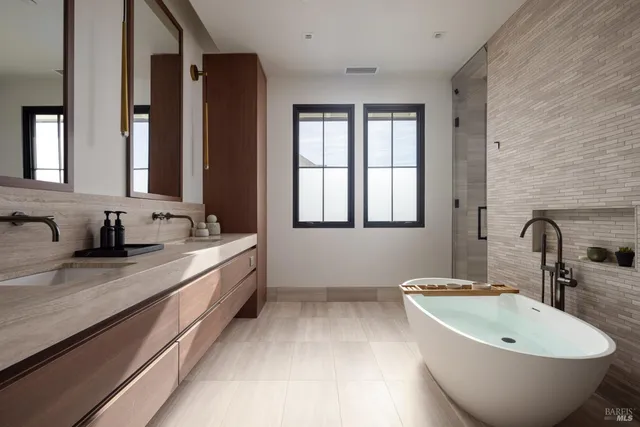 $9,500,000 | 306 Vine Row Court, Napa, CA 94559