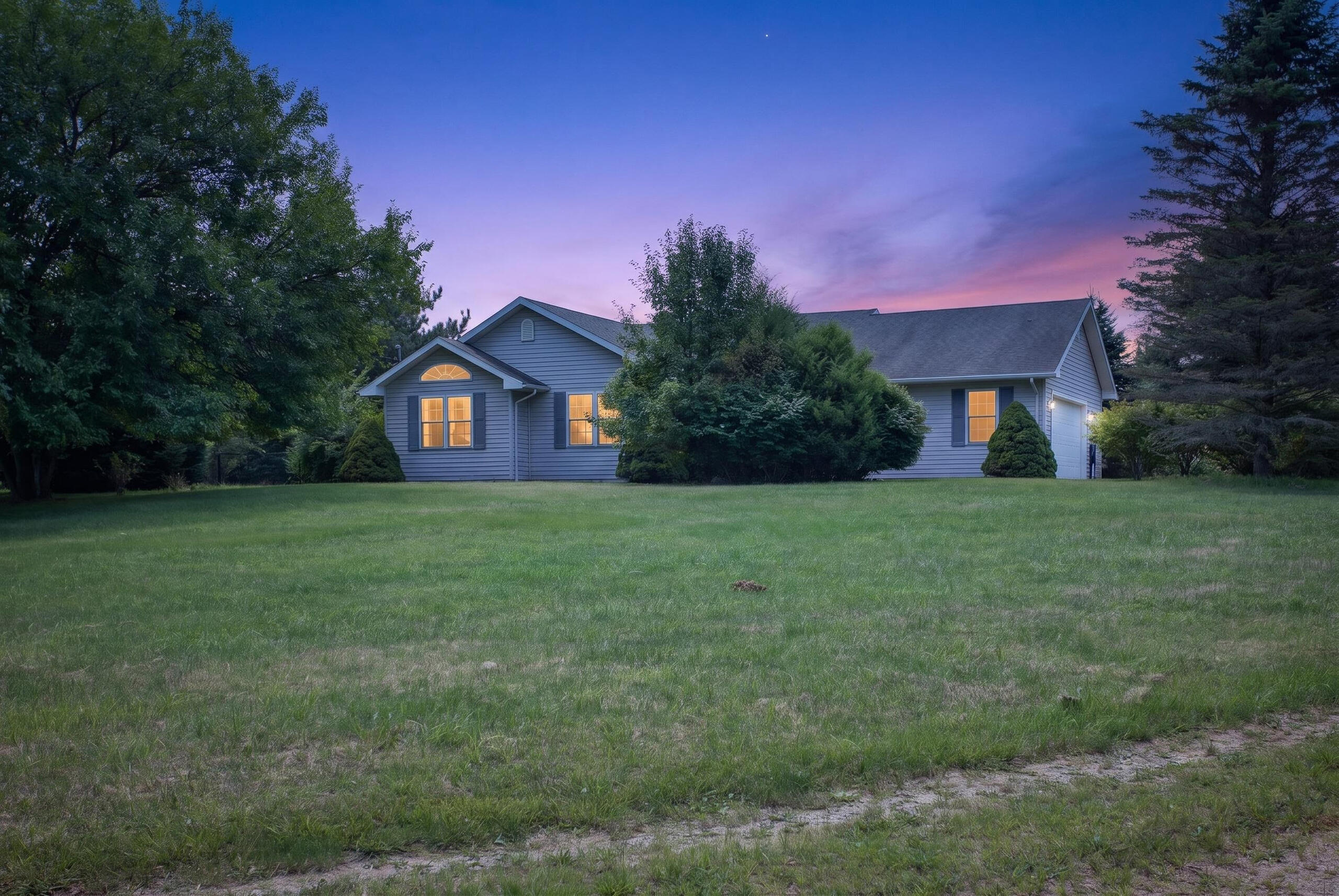 10909 Waterloo-Munith Road Munith, MI 49259 - Photo 41 of 51 IMG_4005#twilight