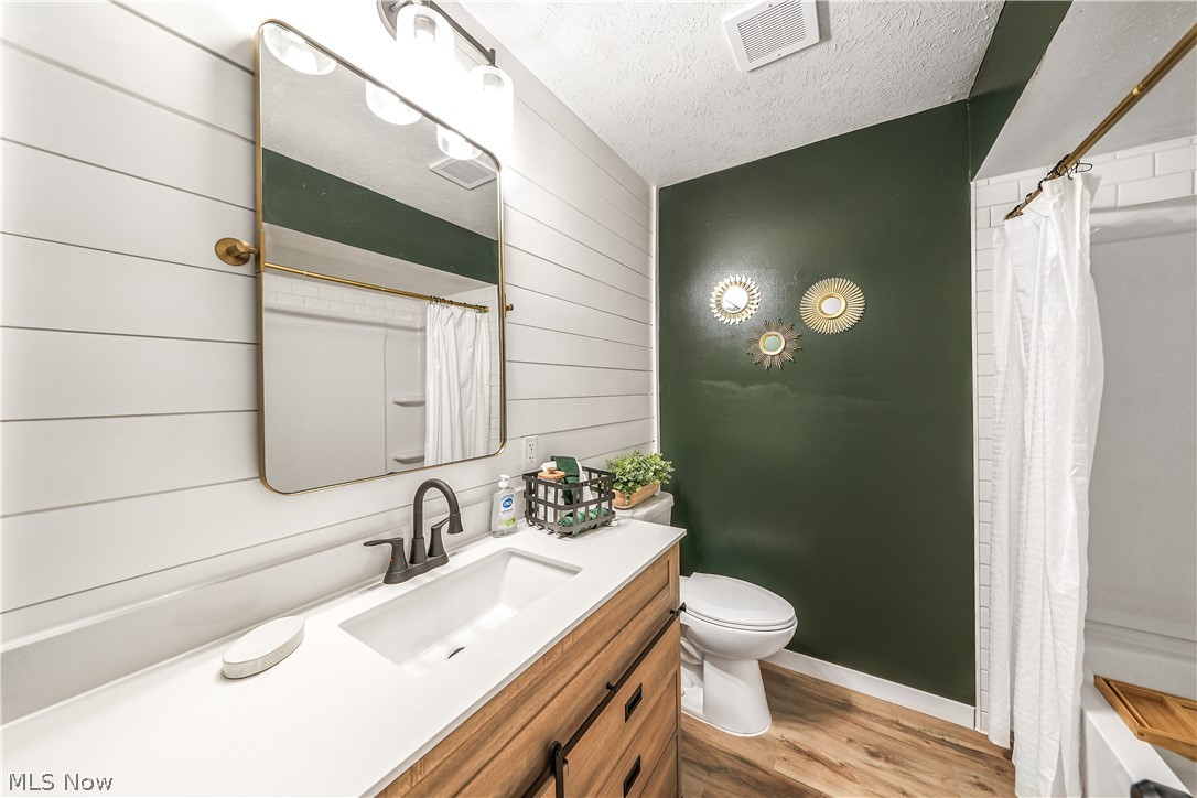 9564 Wolf Road Windham, OH 44288 - Photo 13 of 48