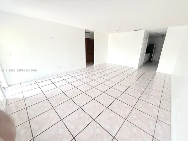 a view of a utility room