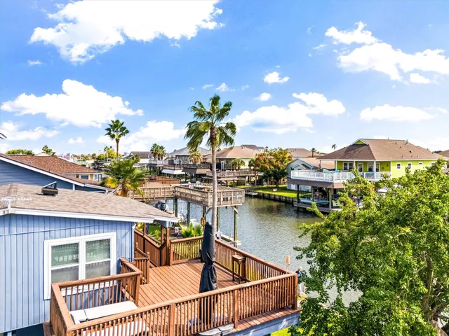 $256,000 | 370 Ling Street, Hitchcock, TX 77563