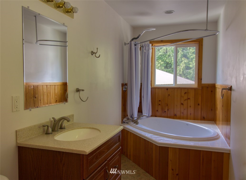 162 Dusty Road Brinnon, WA 98320 - Photo 16 of 38 Gallery Image 16
