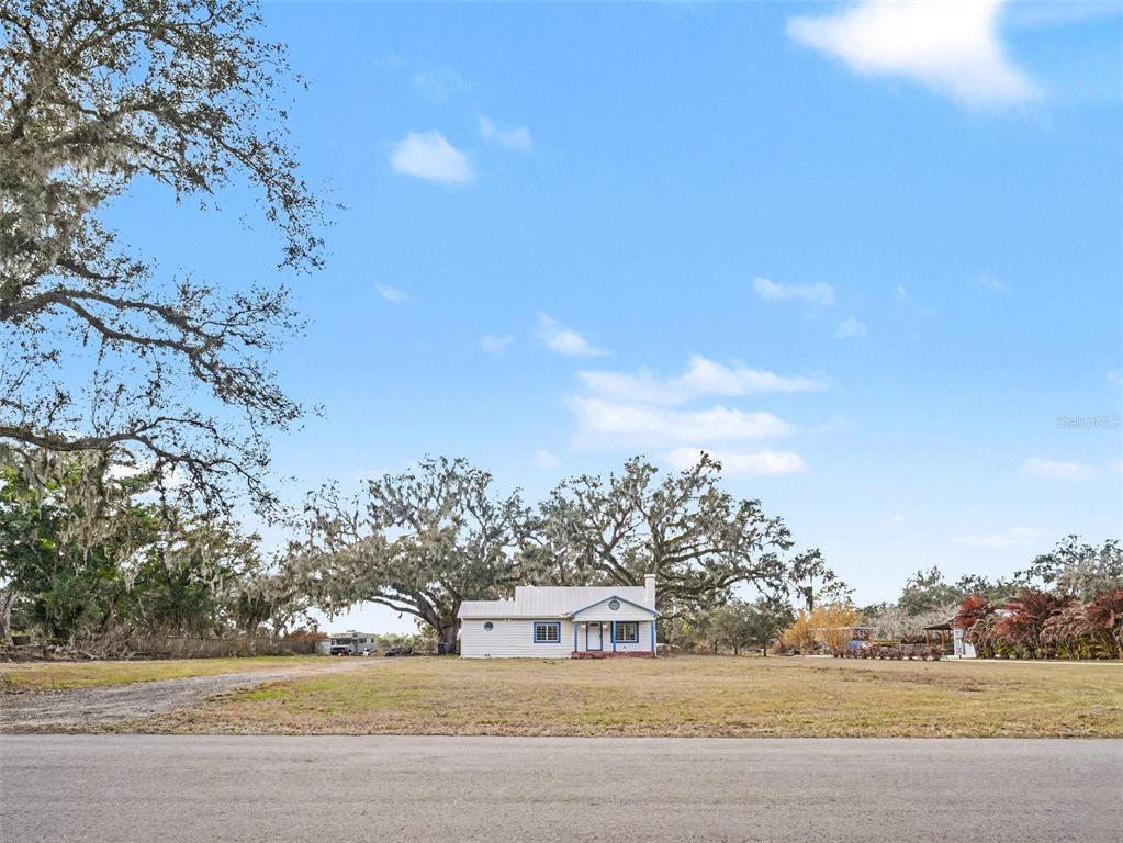 6305 Jim Davis Road Parrish, FL 34219 - Photo 36 of 45