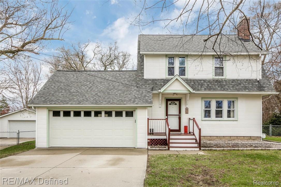 885 Grace Avenue Rochester, MI 48307 - Photo 5 of 28 885 Grace Ave Rochester Hills-large-002-25-885 Grace Ave Rochester-1500x1000-72dpi.jpg