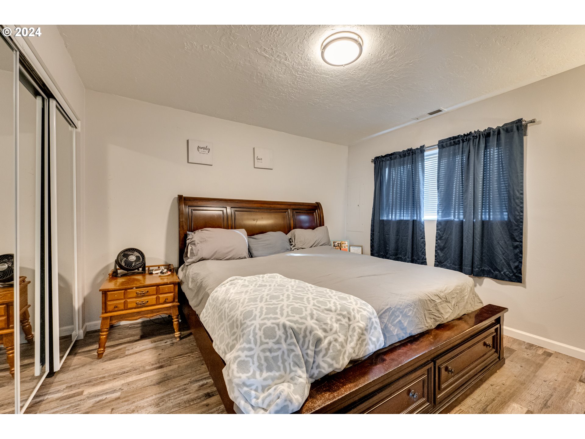 294 Military Road Kalama, WA 98625 - Photo 15 of 31 Bedroom, Primary